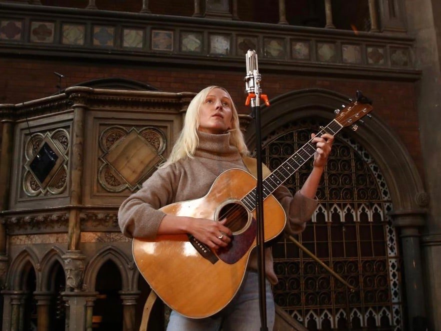 Laura Marling at Union Chapel, with Extinct Audio BM9 ribbon microphone