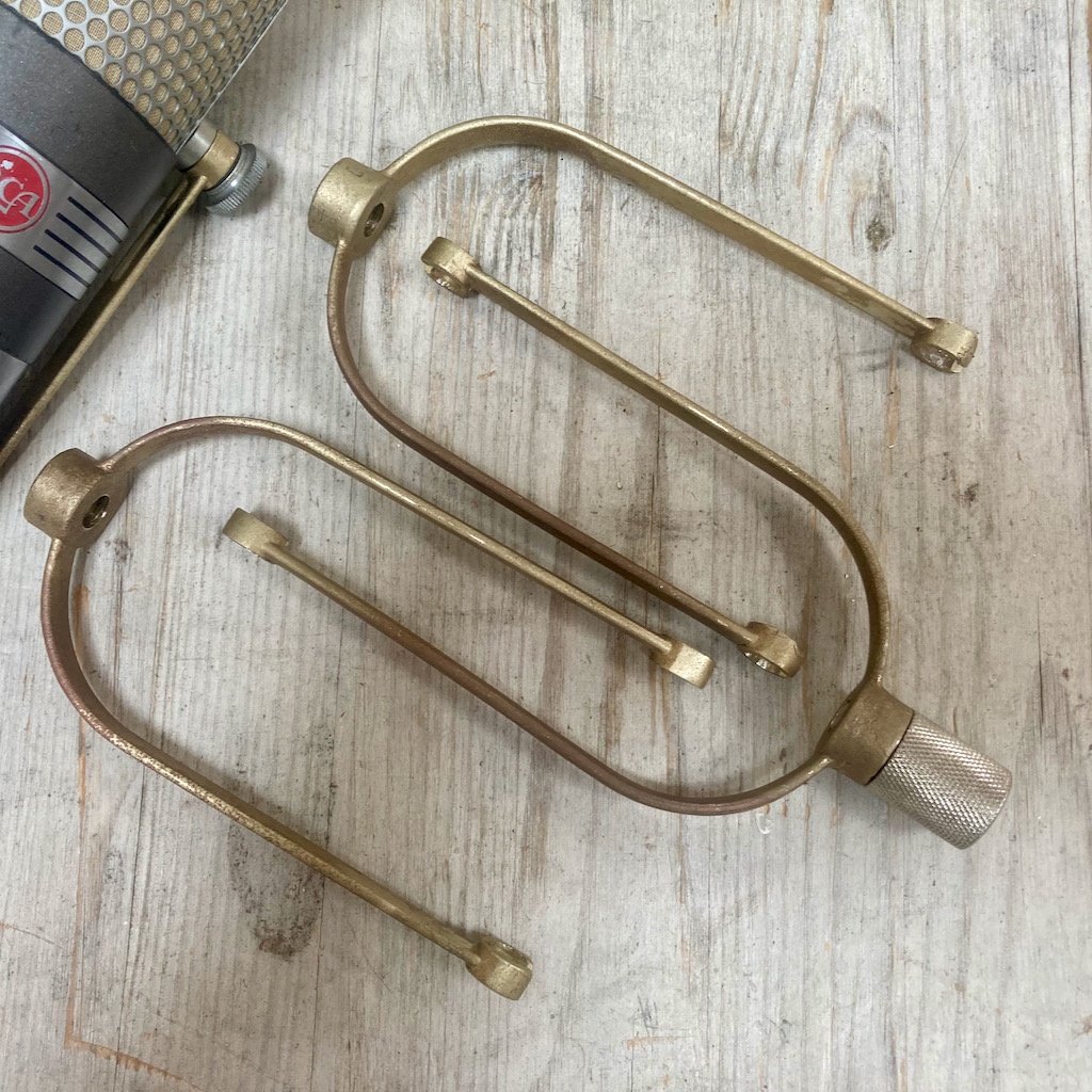RCA 77DX yoke - Image 3